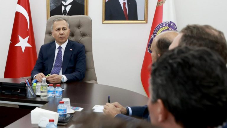 “Kadına şiddet uygulamaya çalışanlara huzur vermeyeceğiz”