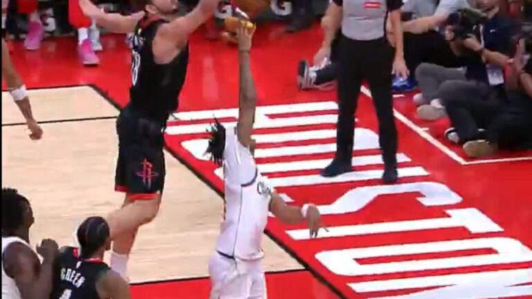 Alperen Şengün’ün önünde smaç üstüne blok! İşte o inanılmaz anlar… | Video Haberleri – En güncel NBA haberleri