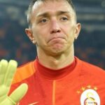 Galatasaray’da Muslera’nın vedasına aylar kala yönetim harekete geçmişti! Sarı-Kırmızılılar’da aranan kaleci Komşu’da bulundu… İlk kez gündeme geldi