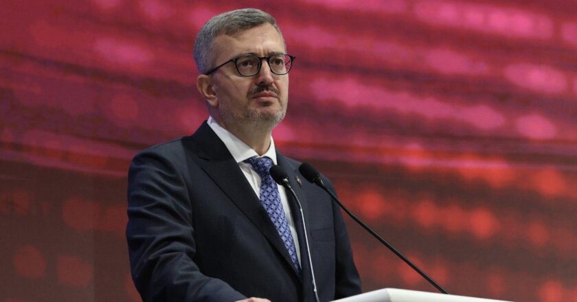 İletişim Başkanı Duran’dan Ayasofya’nın ibadete açılışının 5’inci yılı mesajı