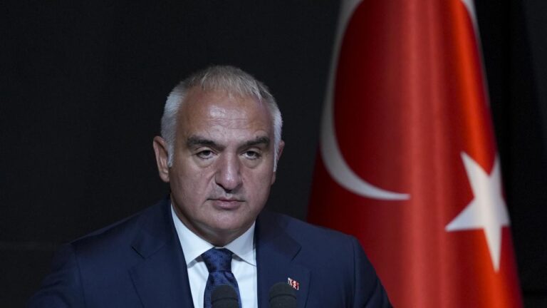 Bakan Ersoy’dan 15 Temmuz Demokrasi ve Milli Birlik Günü mesajı