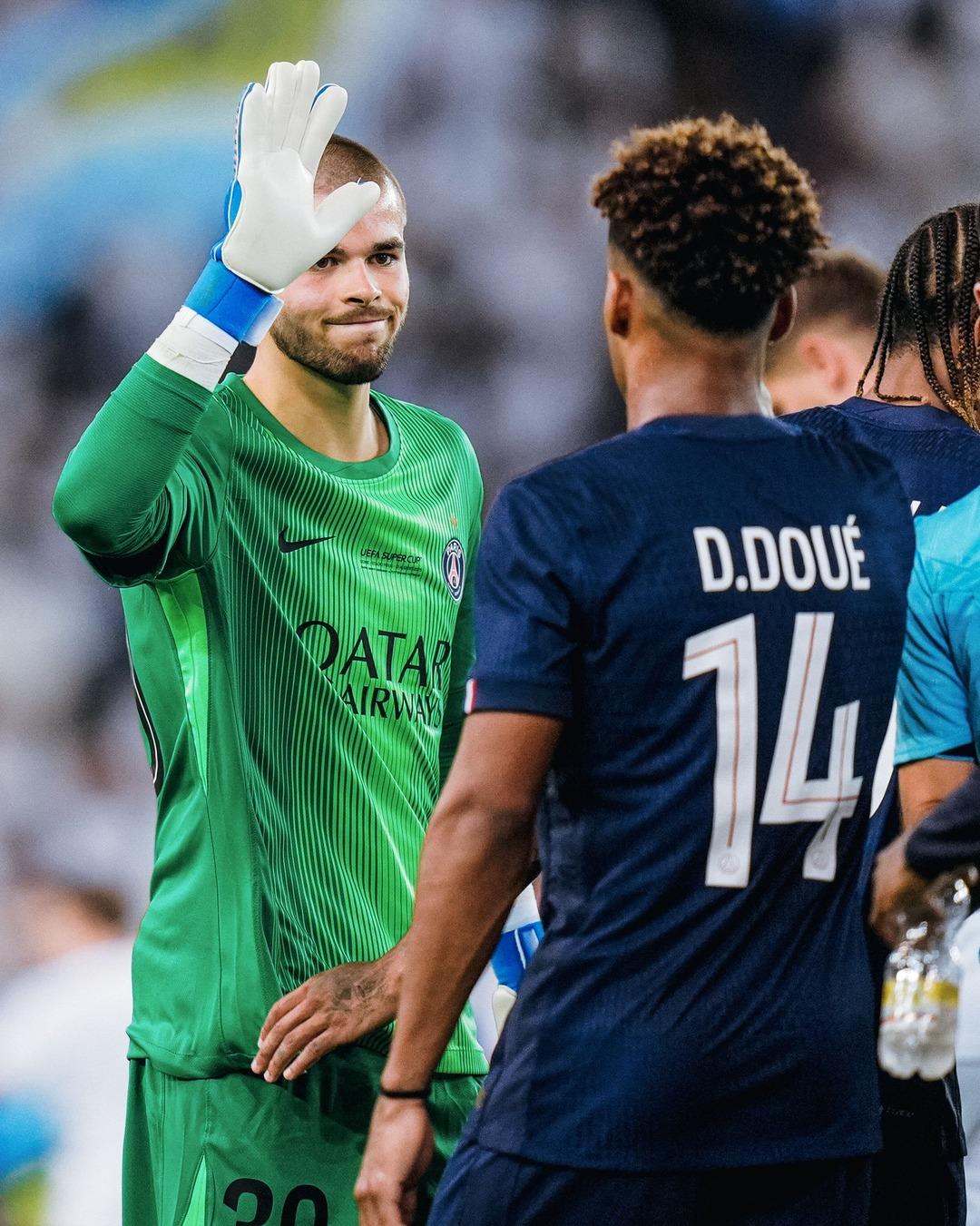 UEFA Süper Kupası finalinde, PSG Tottenham cezadan sonra kupayı yendi! Fransız temsilcisi büyük sevinç yaşadı ... 2