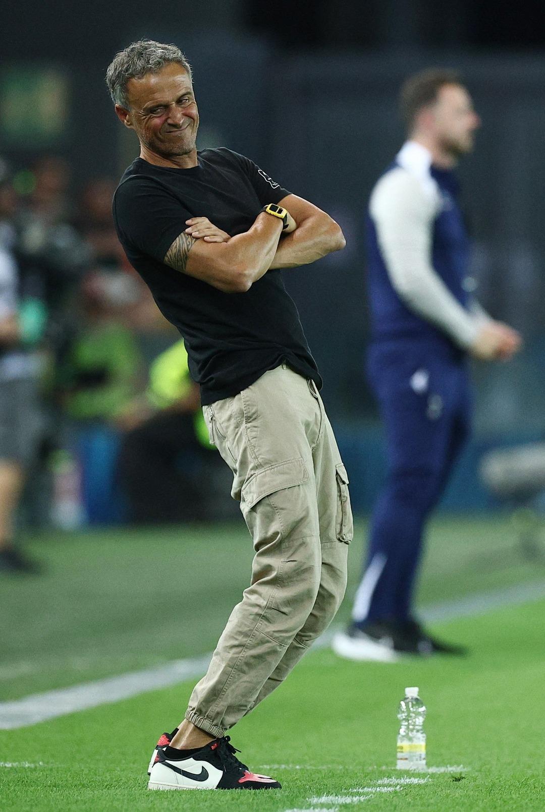 UEFA Süper Kupası finalinde, PSG Tottenham cezadan sonra kupayı yendi! Fransız temsilcisi büyük sevinç yaşadı ... 4