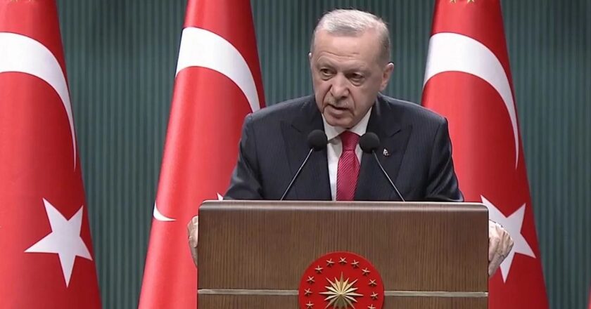 Erdoğan, CHP’den istifa eden Özlem Vural Gürzel’in AK Parti’ye katılacağını açıkladı