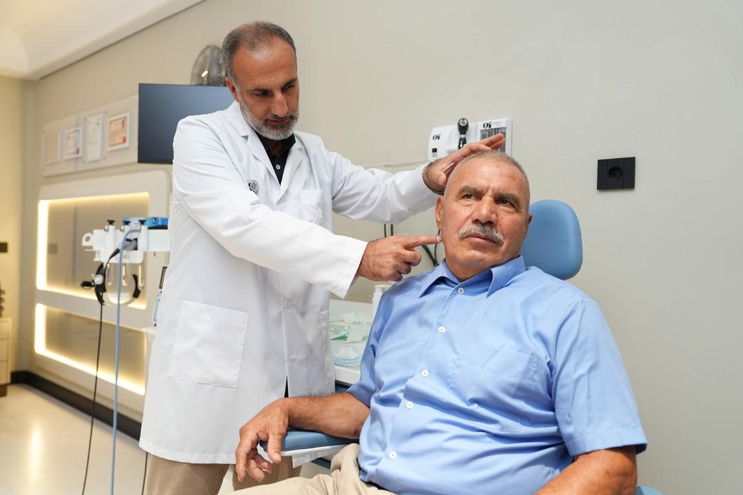 Önemli değil, tümör hayatını bir kabusa dönüştürdü: Yüzündeki şiddetli ağrı: kulak kanseri üretimi yüzünden yiyemedi! 2