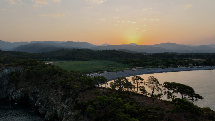 8 plajlar organize edildi ve insanların kullanımına ücretsiz olarak açık