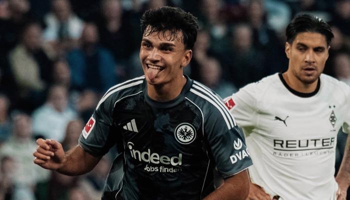 Can Uzun’un gol attığı maçta Eintracht Frankfurt, galibiyeti 6 golle aldı –
