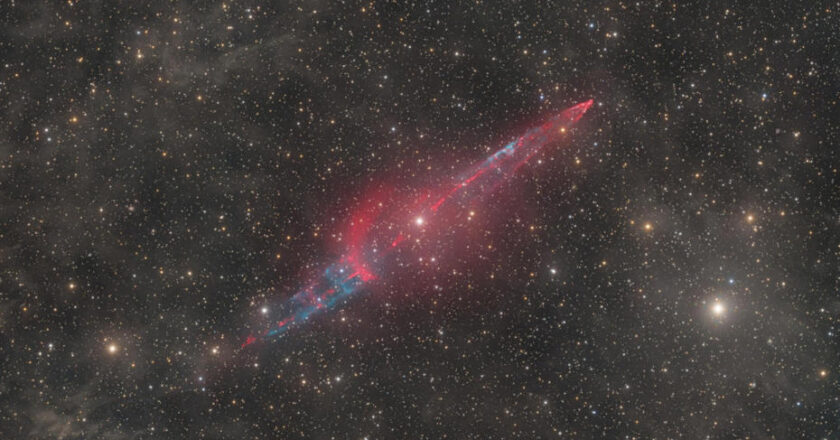 NASA, KX Andromedae’nin Derin Uzay Görüntüsünü Paylaştı