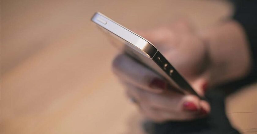 Yurt dışından telefon getirmenin ücreti 57 bin lirayı aştı! 2026 IMEI kayıt ücreti ne kadar?